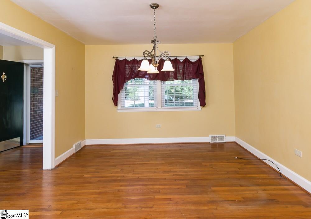 401 Spruce Street Clinton, SC 29325 - Photo 6 of 16 Gallery Image 6