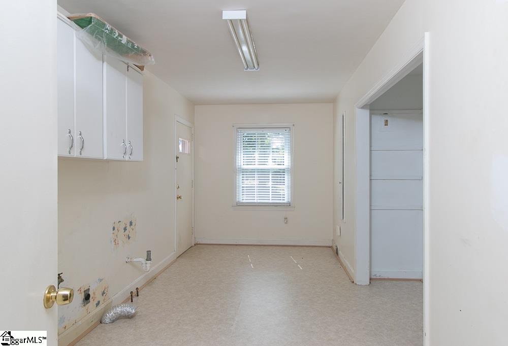 401 Spruce Street Clinton, SC 29325 - Photo 7 of 16 Gallery Image 7