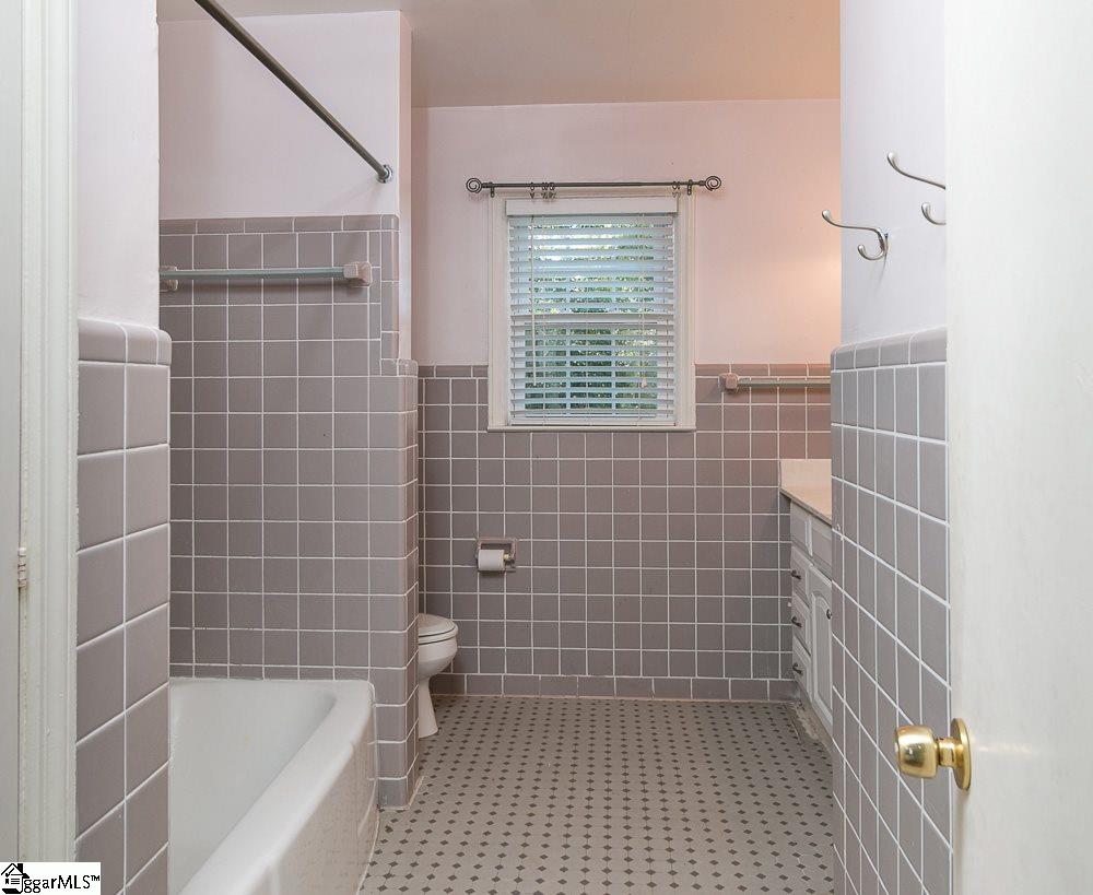 401 Spruce Street Clinton, SC 29325 - Photo 8 of 16 Gallery Image 8