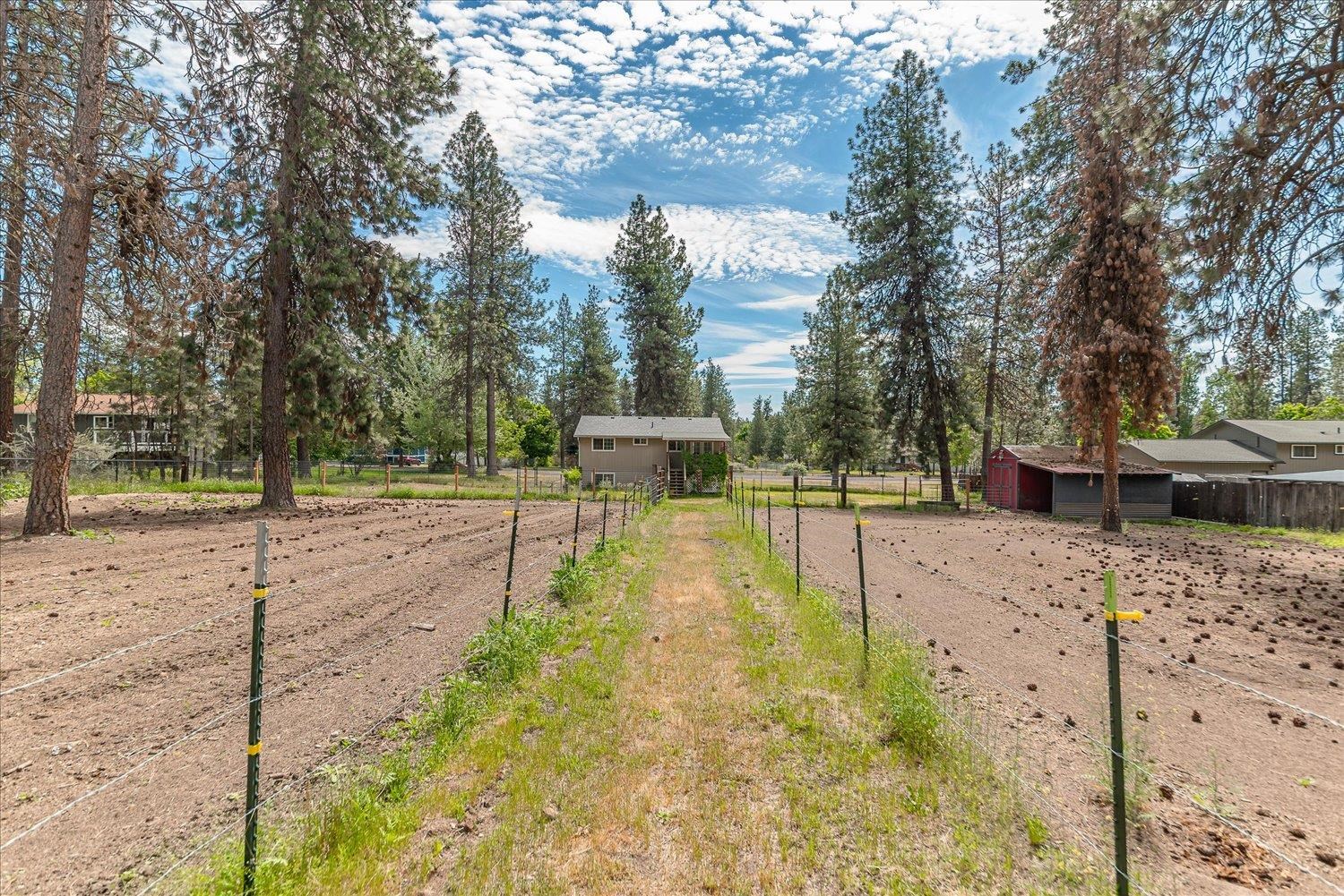 11296 West Sagewood Road Nine Mile Falls, WA 99026 - Photo 46 of 48