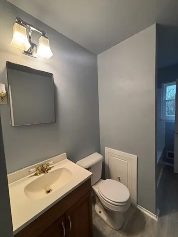 $1,395 | 4230 Moomaw Avenue Northwest, Roanoke, VA 24017