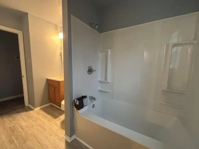 $1,395 | 4230 Moomaw Avenue Northwest, Roanoke, VA 24017