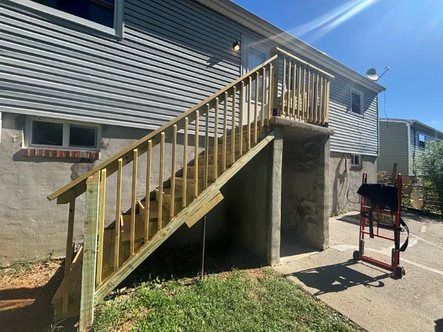 $1,395 | 4230 Moomaw Avenue Northwest, Roanoke, VA 24017