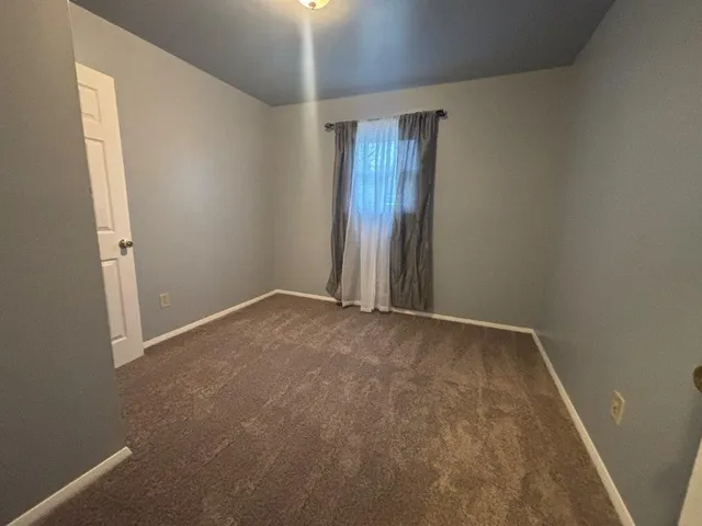 $1,395 | 4230 Moomaw Avenue Northwest, Roanoke, VA 24017