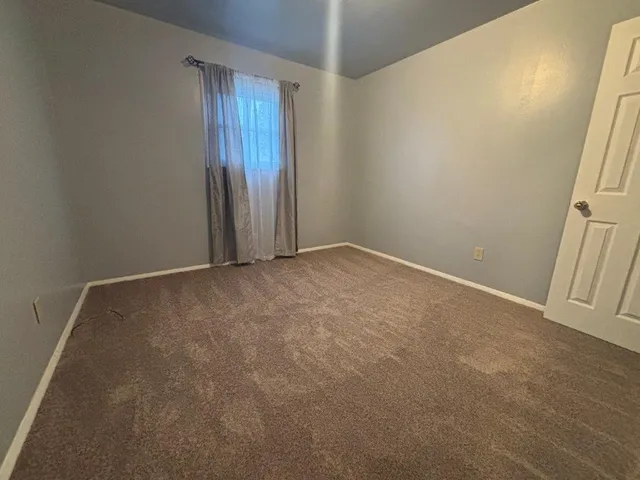 $1,395 | 4230 Moomaw Avenue Northwest, Roanoke, VA 24017