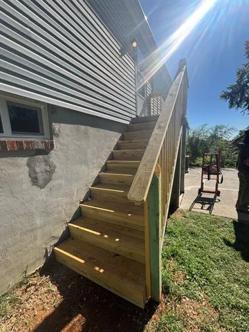 $1,395 | 4230 Moomaw Avenue Northwest, Roanoke, VA 24017