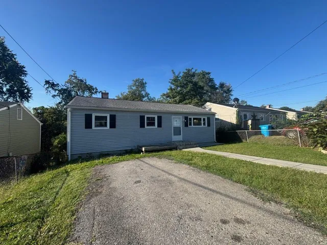 $1,395 | 4230 Moomaw Avenue Northwest, Roanoke, VA 24017