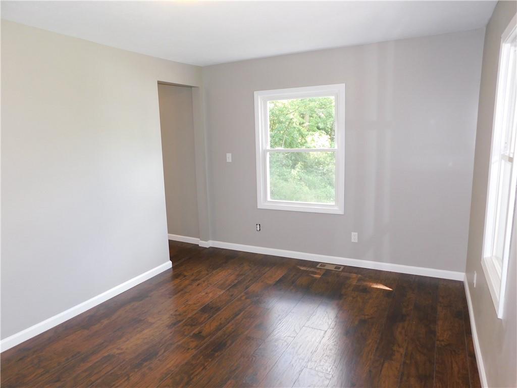 1695 Edgewood Road Beaver Falls, PA 15010 - Photo 4 of 14 Gallery Image 4