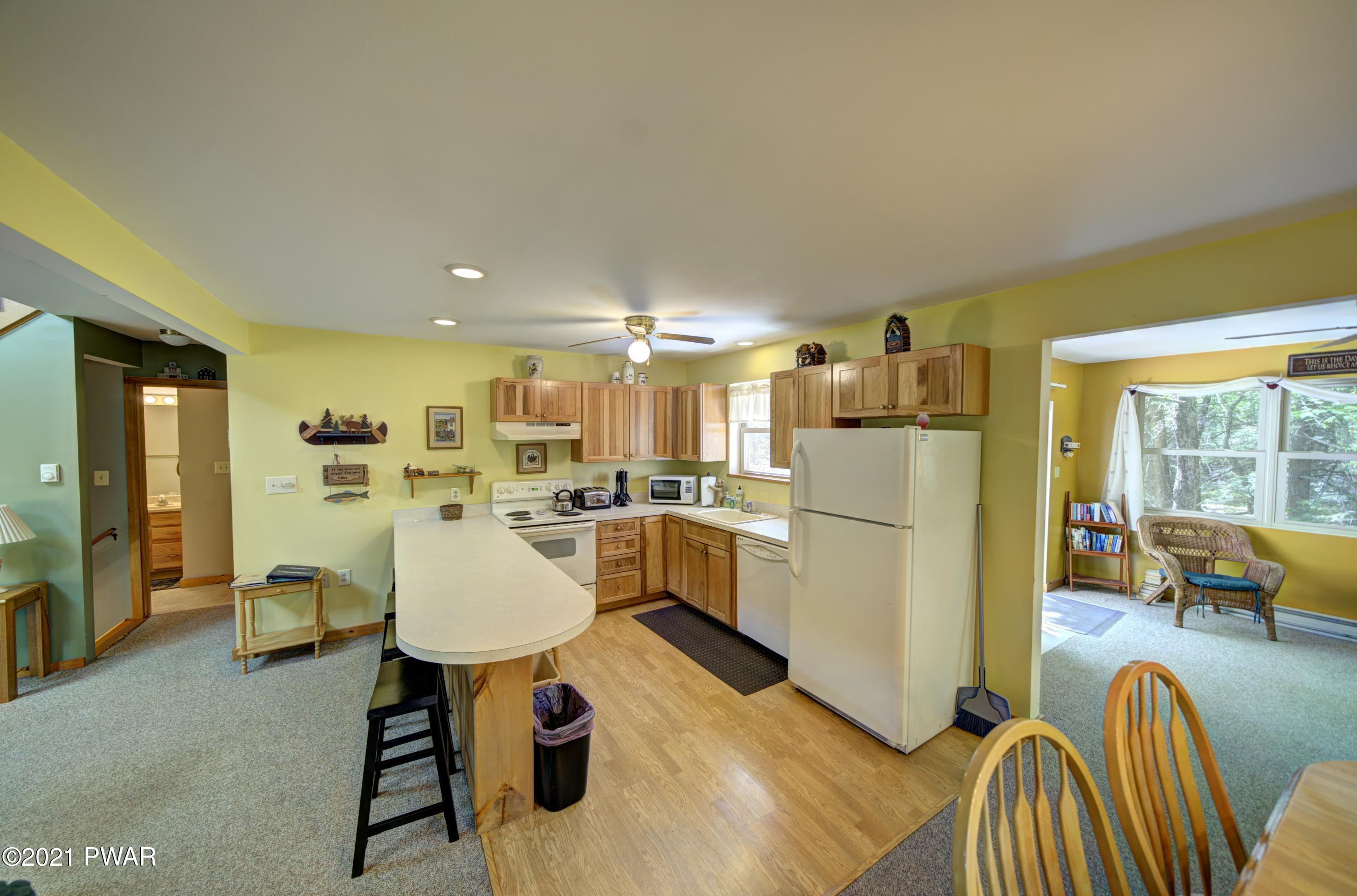 192 Pebble Rock Road Lackawaxen, PA 18435 - Photo 10 of 37