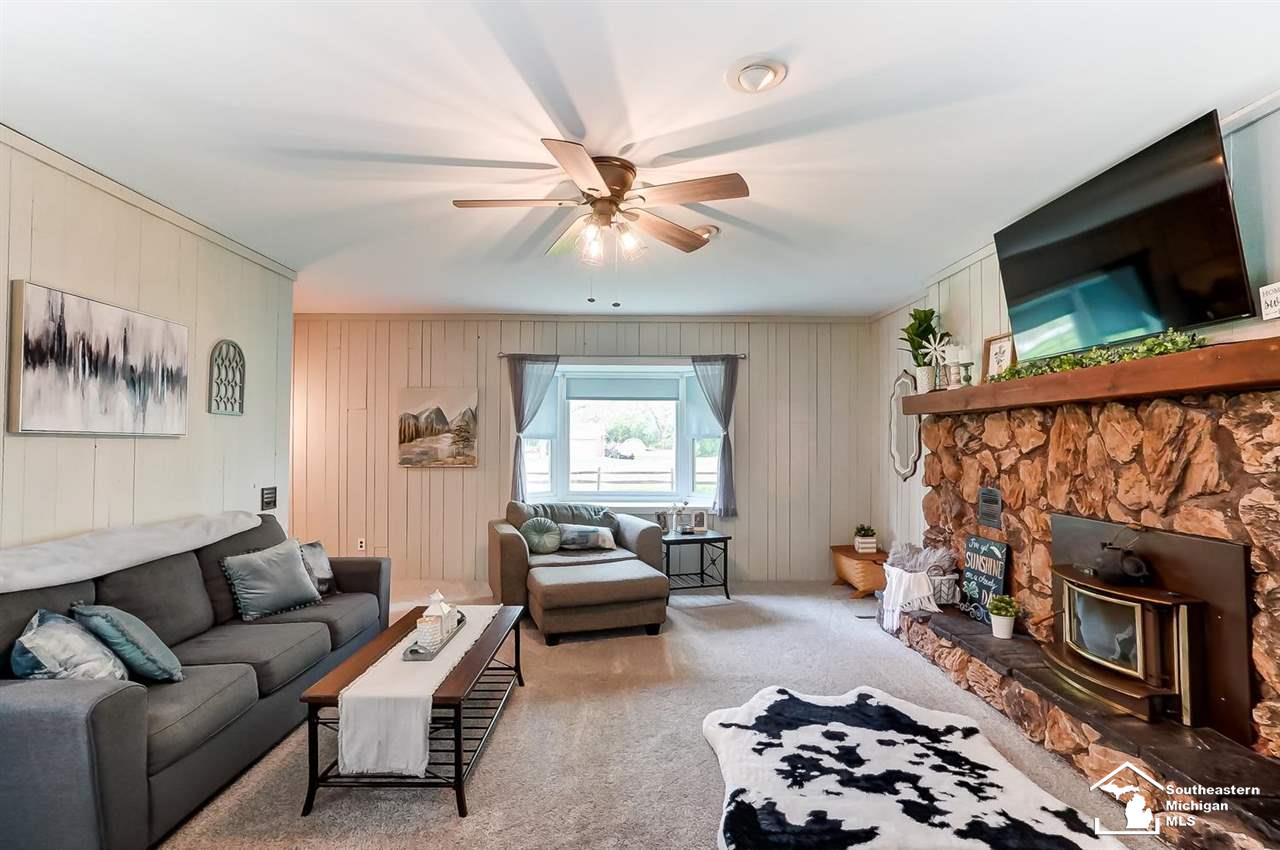 2565 West Erie Road Temperance, MI 48182 - Photo 25 of 50 50040915-24.JPG