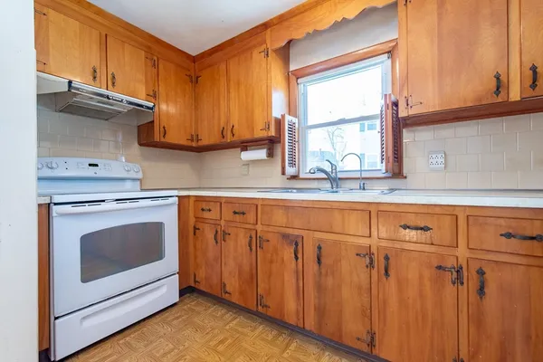 $399,500 | 13 Dawes Street, Blackstone, MA 01504