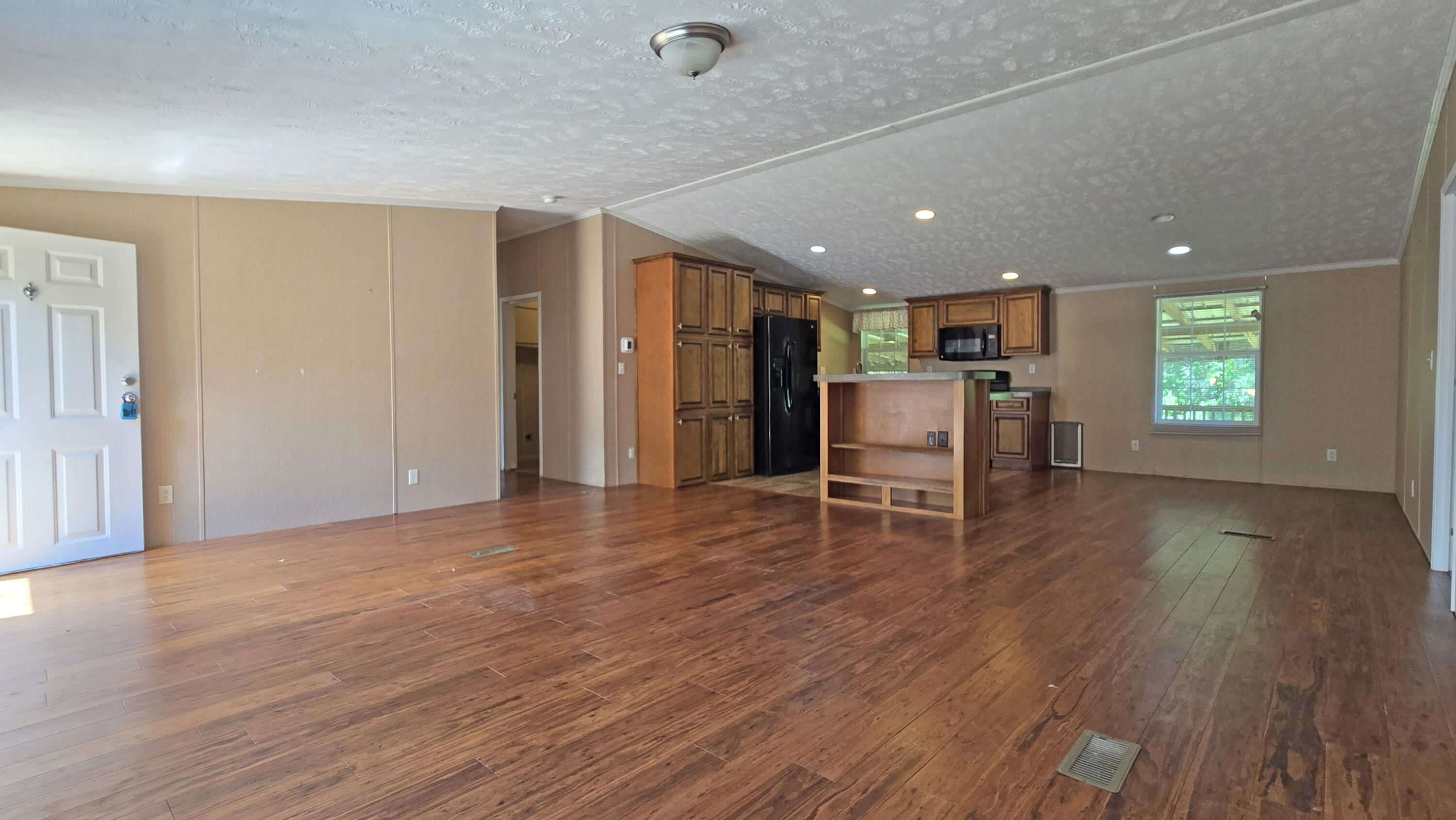 693 Windy Hill Road Campton, KY 41301 - Photo 4 of 44 21