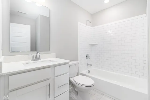 $3,400 | 664 Langford Street, Carmel, IN 46032