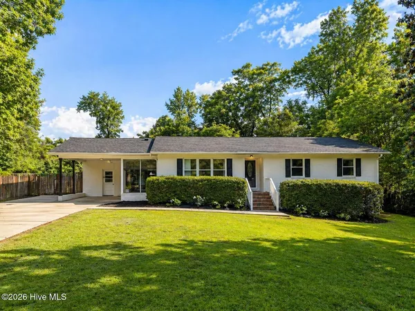 $385,000 | 34 Holland Drive, Castle Hayne, NC 28429