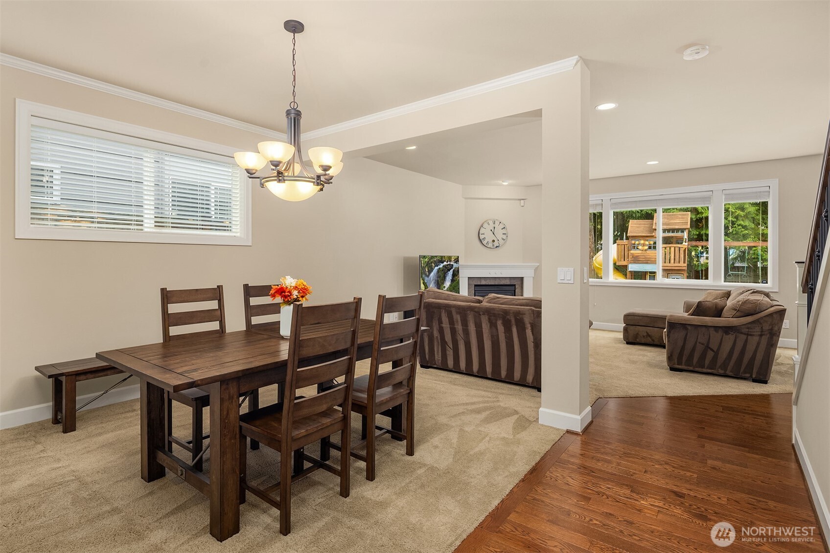 122 Ilwaco Place Southeast Renton, WA 98059 - Photo 5 of 26 Gallery Image 5