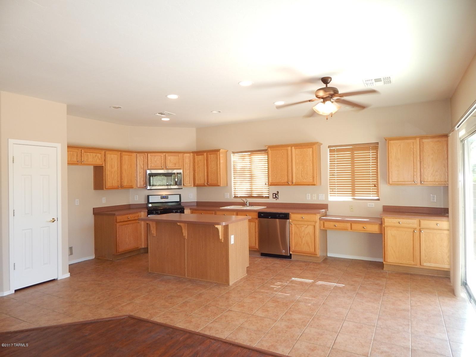 3498 South Desert Promenade Road Tucson, AZ 85735 - Photo 3 of 26