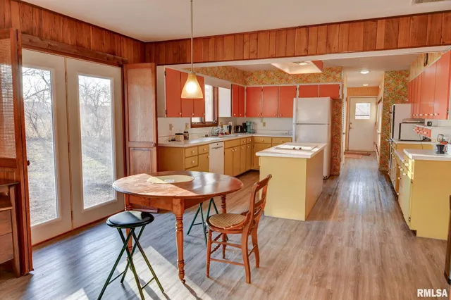 $195,000 | 1604 Fairview Street, Taylorville, IL 62568