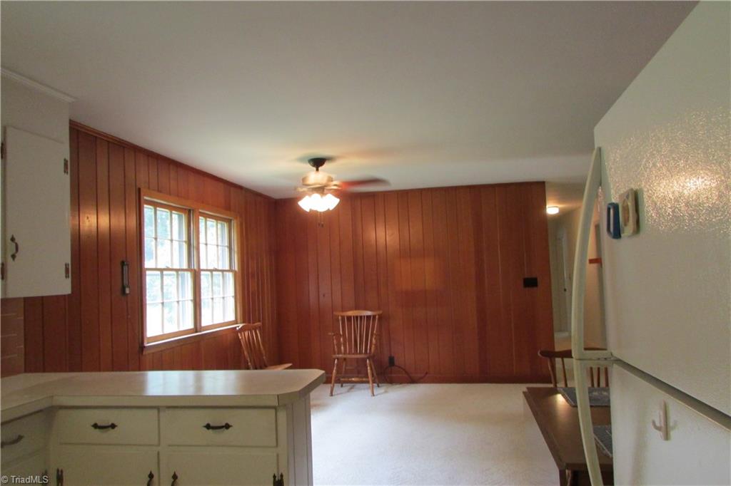 2633 Weymoth Road Winston-Salem, NC 27103 - Photo 21 of 45 Gallery Image 21