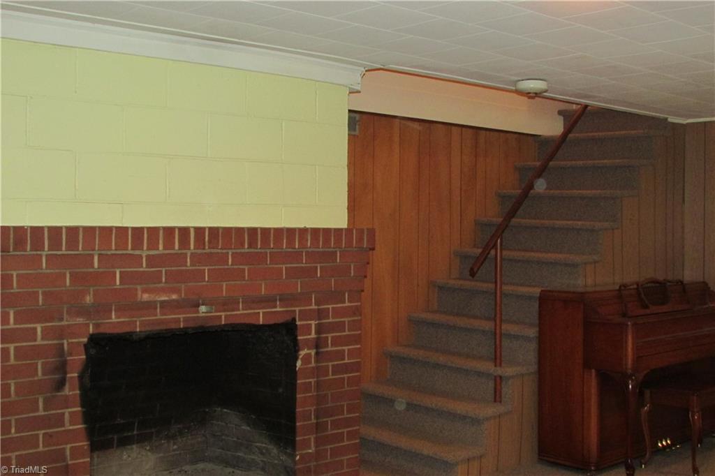 2633 Weymoth Road Winston-Salem, NC 27103 - Photo 36 of 45 Gallery Image 36