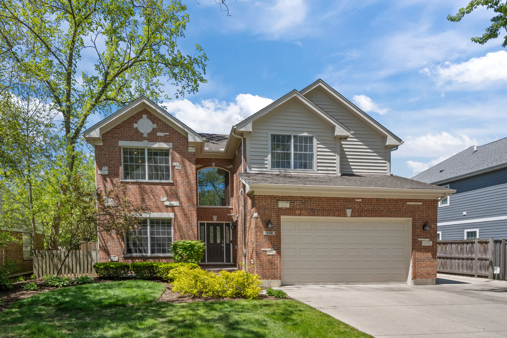 1114 Oxford Road Deerfield, IL 60015 - Photo 1 of 29