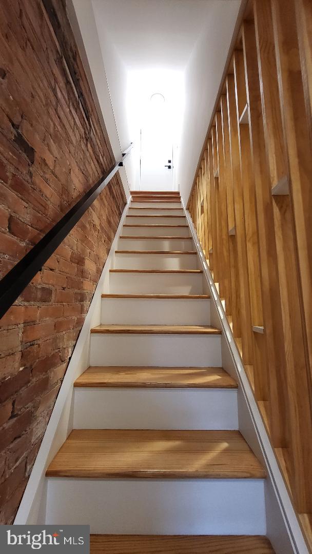 1237 South 27th Street Philadelphia, PA 19146 - Photo 27 of 36 a view of entryway