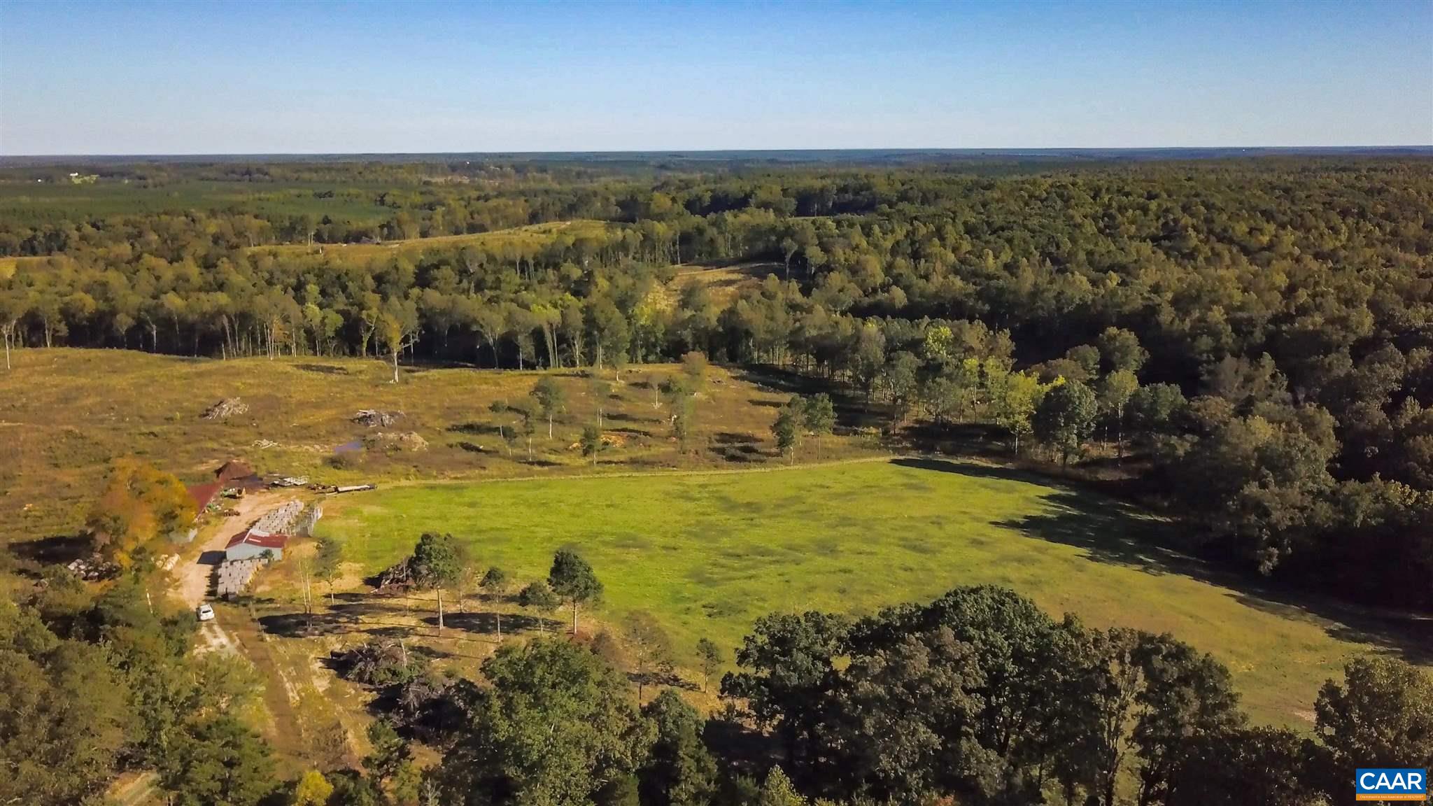 3060 Stage Junction Road Columbia, VA 23038 - Photo 1 of 34 a view of an ocean