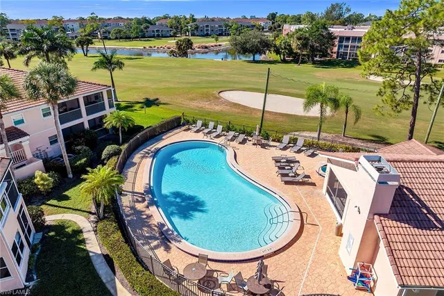 an aerial view of a house having outdoor space
