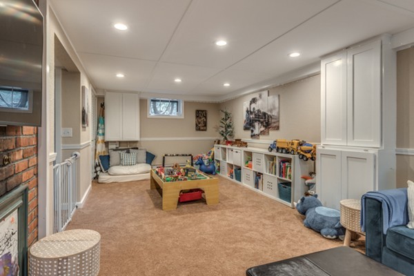 13 Mitchell Road Lynnfield, MA 01940 - Photo 25 of 30 Gallery Image 25