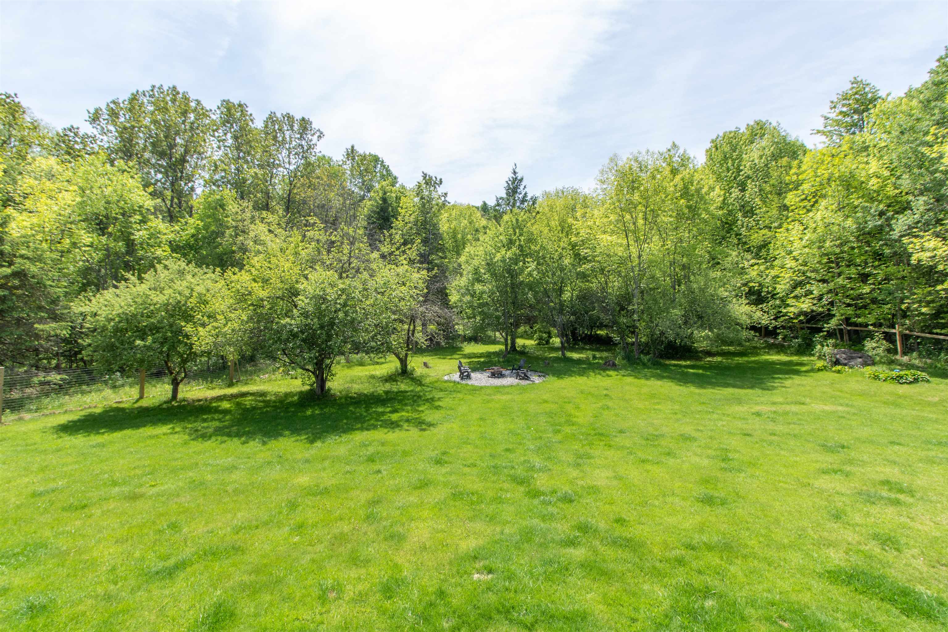 2111 Beebe Road Derby, VT 05855 - Photo 41 of 44