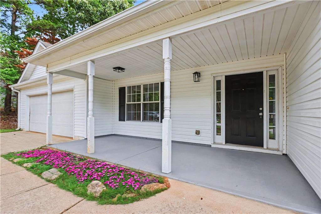 105 Spring Valley Way Covington, GA 30016 - Photo 4 of 30