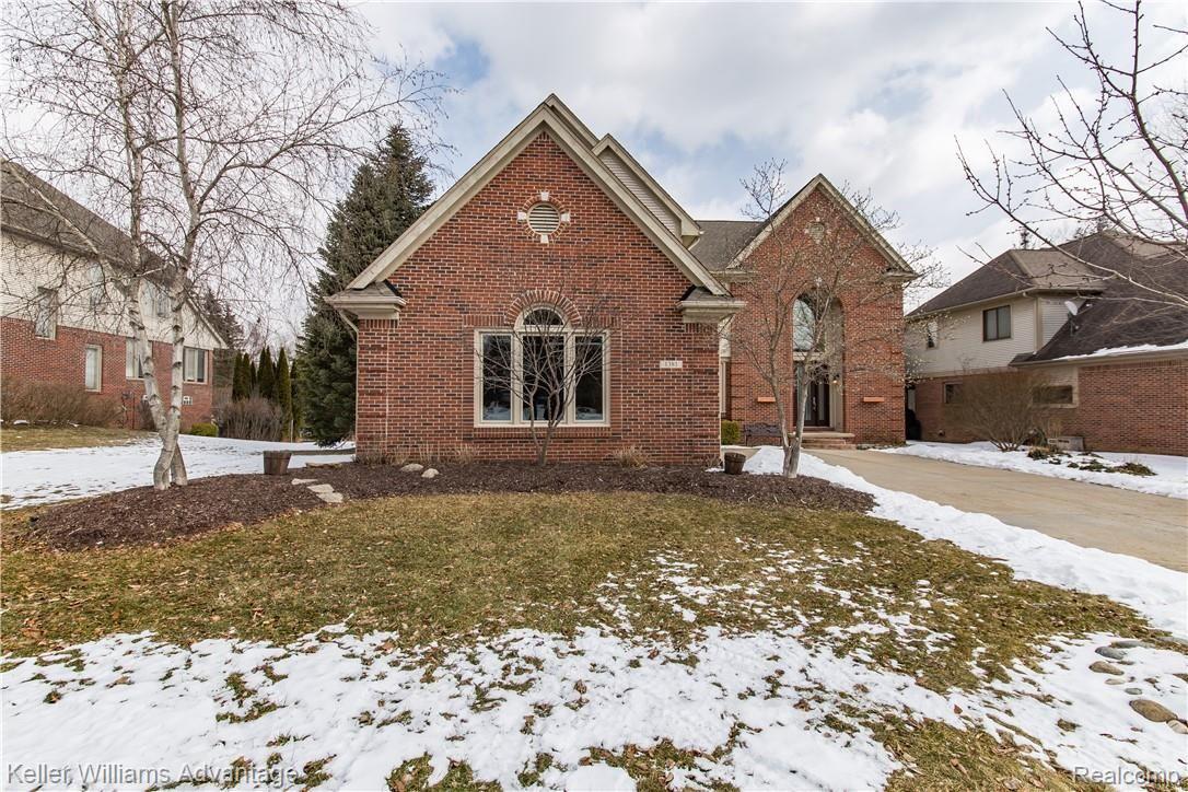 1381 Kentfield Drive Rochester, MI 48307 - Photo 64 of 72 Kentfield_1381_Front_03.jpg