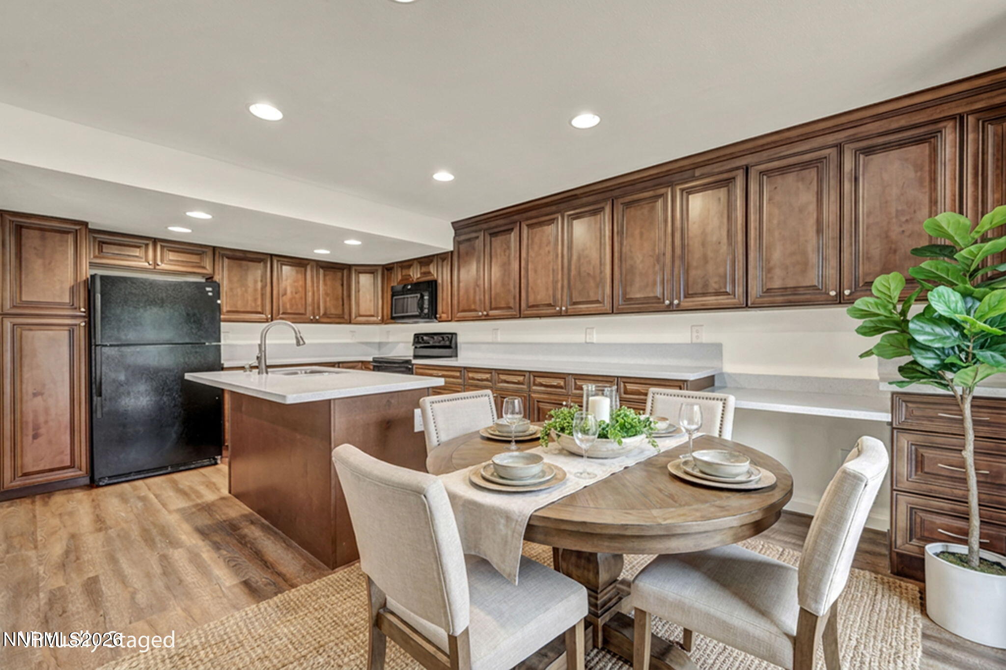 1810 Balboa Drive Reno, NV 89503 - Photo 5 of 48 10b
