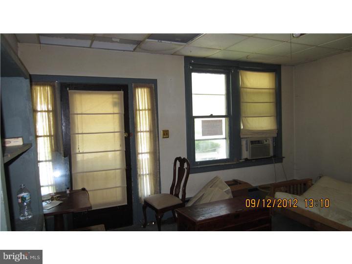 238 North Ridge Avenue Ambler, PA 19002 - Photo 4 of 11 Unit #1