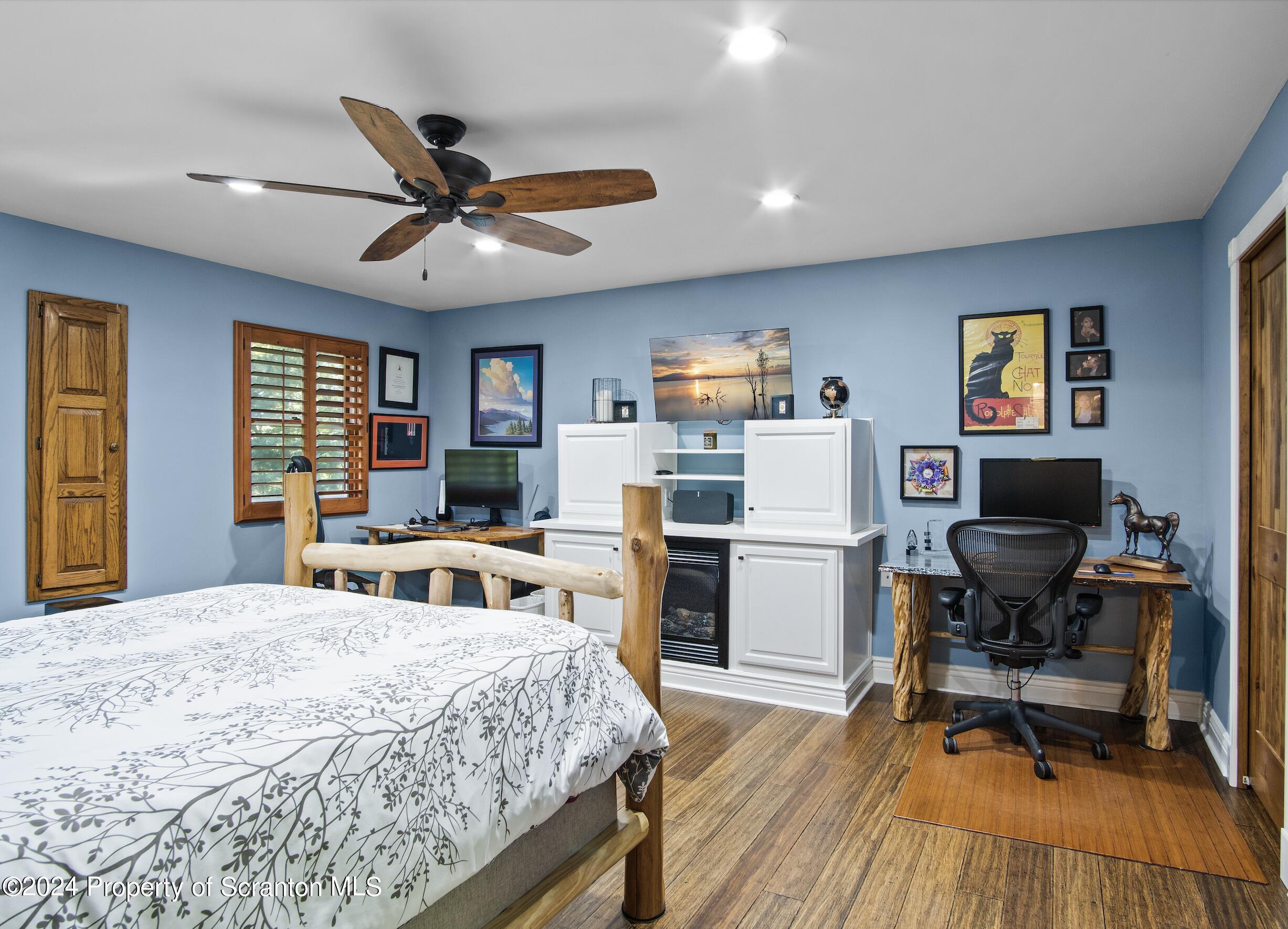 823 Resica Falls Road East Stroudsburg, PA 18302 - Photo 23 of 48