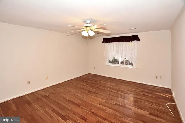 wooden floor in a empty room