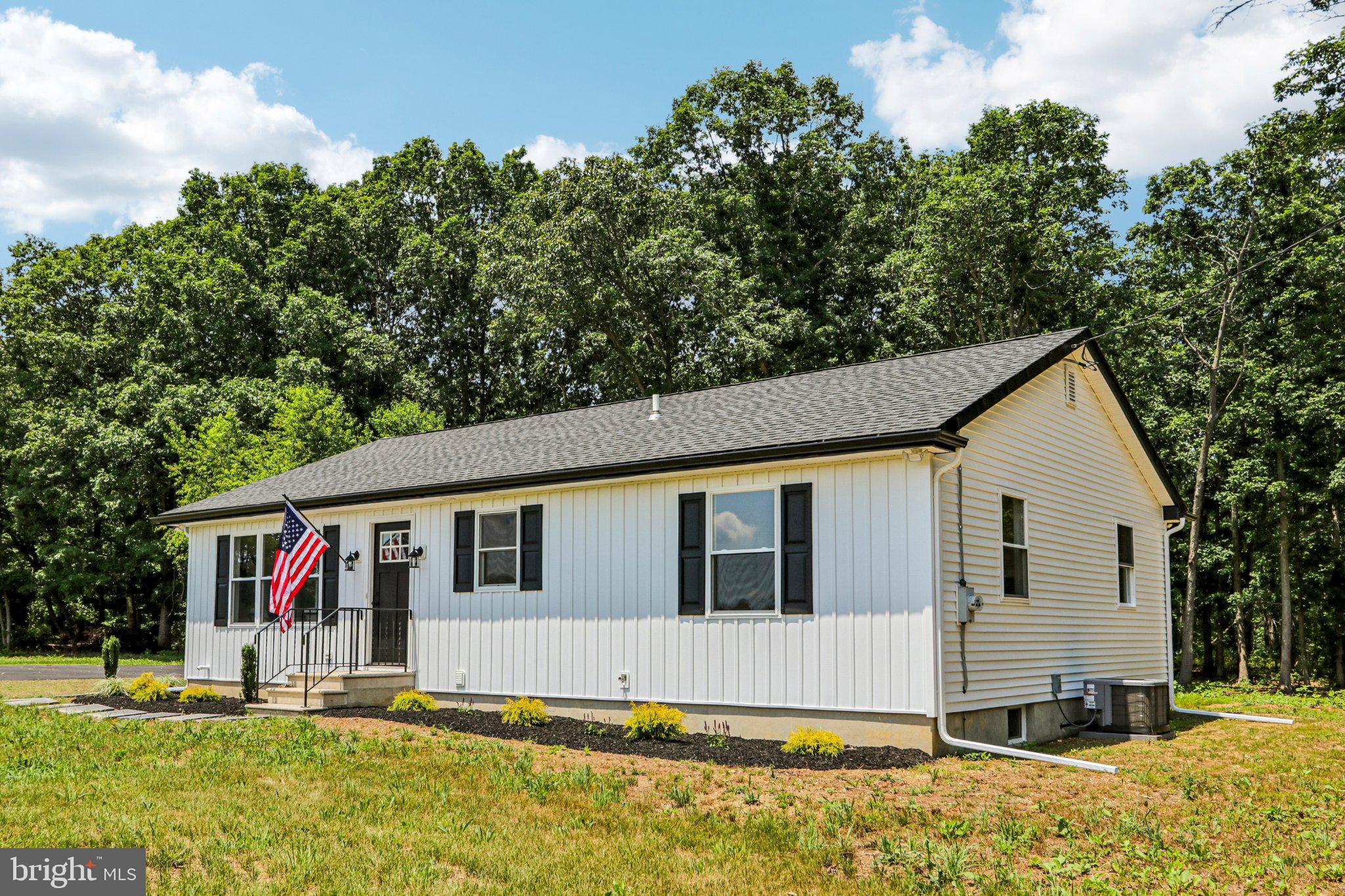 387 Tuska Road Millville, NJ 08332 - Photo 5 of 45