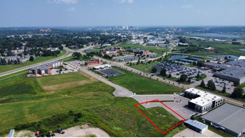 3046 Jeremiah Lane Northwest Rochester, MN 55901 - Photo 3 of 4