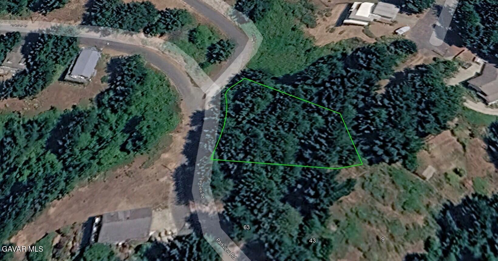 71 Parkview Road Whitethorn, CA 95589 - Photo 5 of 10 an aerial view of a house with a yard