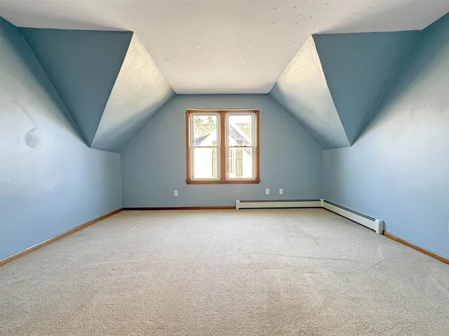 $179,900 | 1512 16th Avenue, Menominee, MI 49858