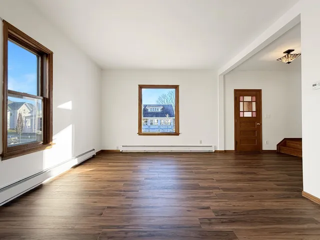 $179,900 | 1512 16th Avenue, Menominee, MI 49858