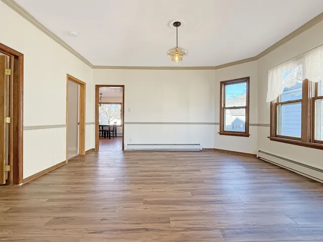 $179,900 | 1512 16th Avenue, Menominee, MI 49858