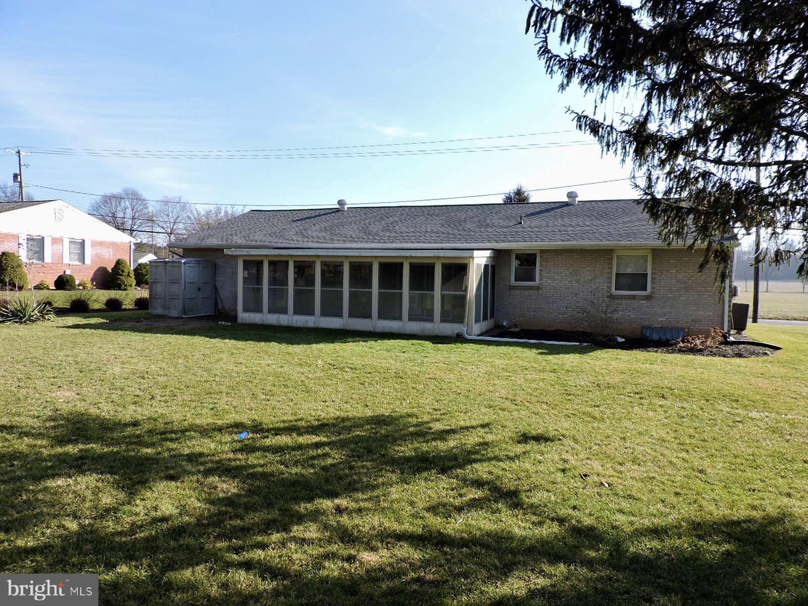 357 East Evergreen Road Lebanon, PA 17042 - Photo 4 of 25 Gallery Image 4