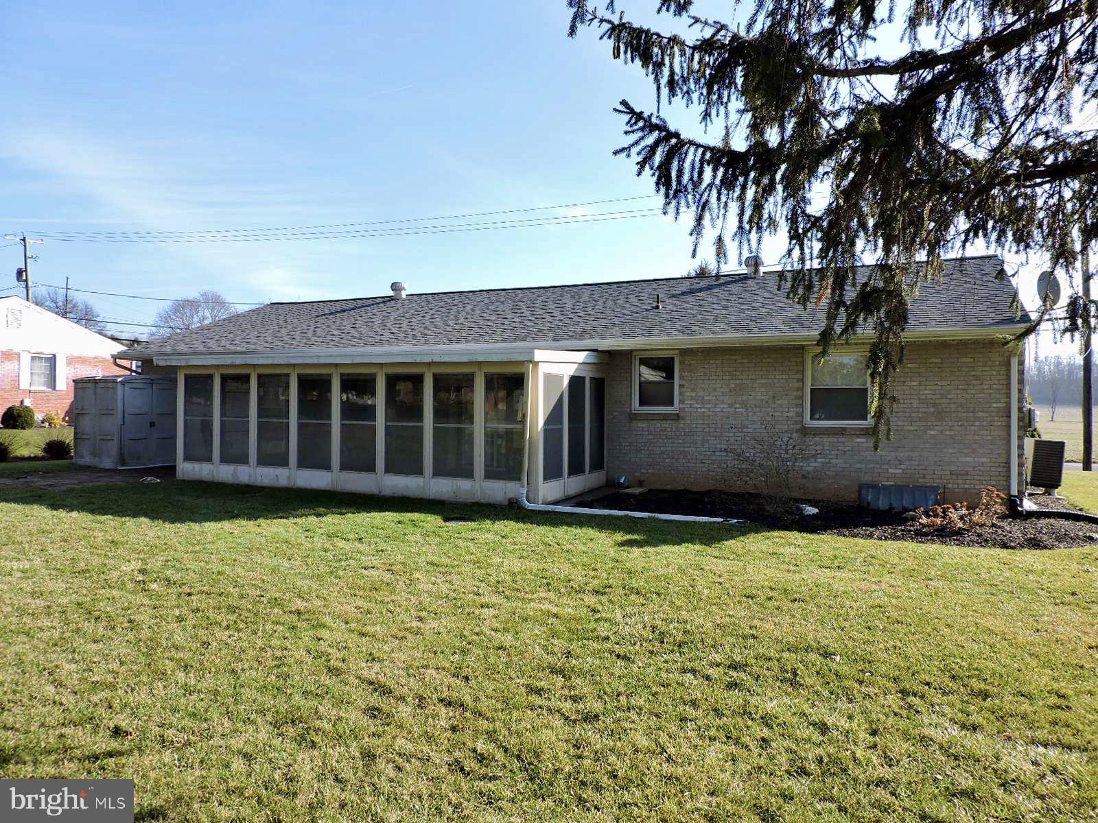 357 East Evergreen Road Lebanon, PA 17042 - Photo 5 of 25 Gallery Image 5
