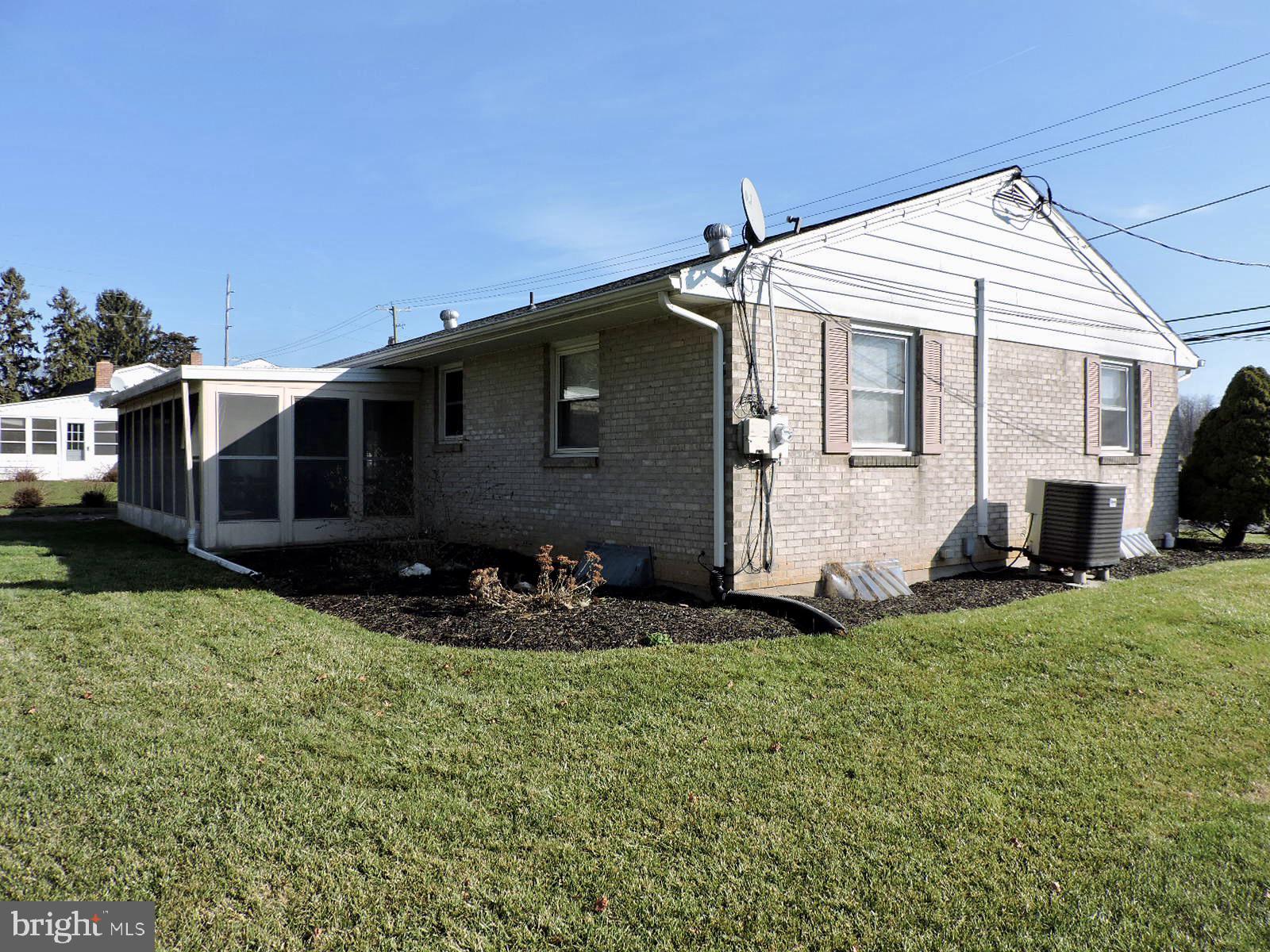 357 East Evergreen Road Lebanon, PA 17042 - Photo 6 of 25 Gallery Image 6