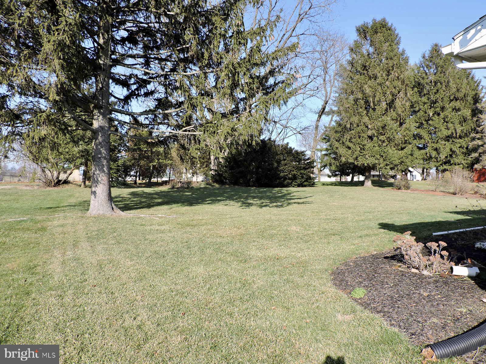 357 East Evergreen Road Lebanon, PA 17042 - Photo 7 of 25 Gallery Image 7