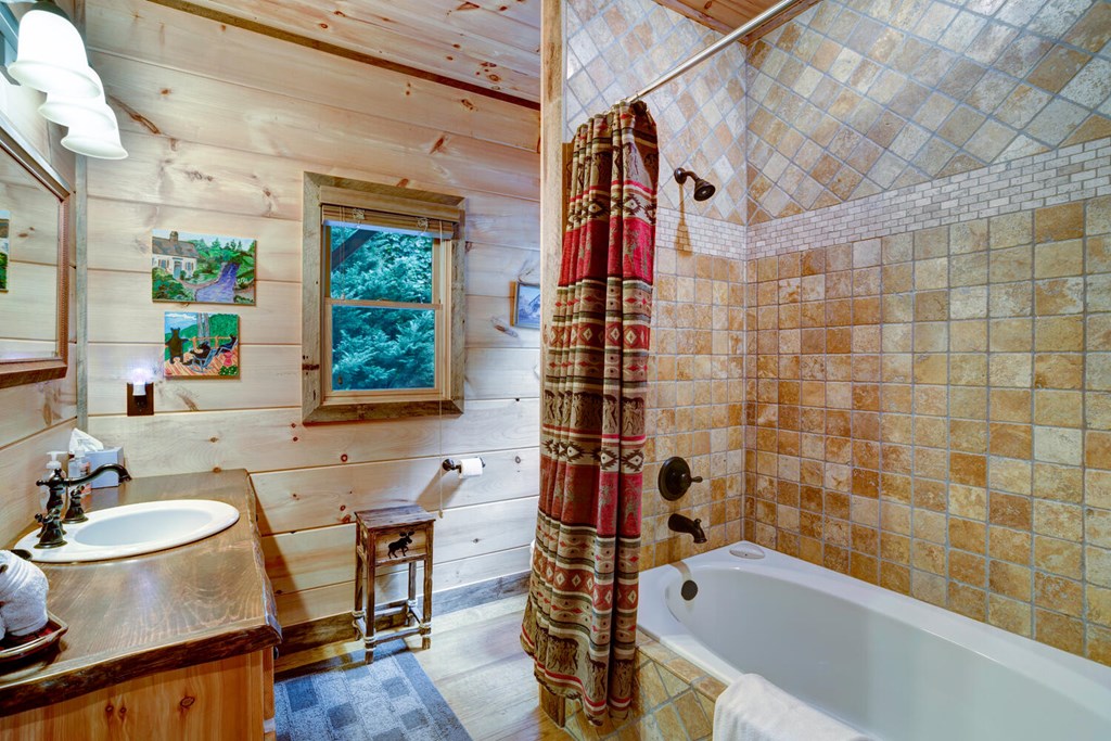 251 Ridge Circle Blue Ridge, GA 30513 - Photo 19 of 41 Gallery Image 19