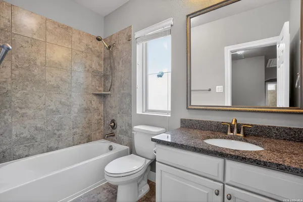 $725,000 | 18039 Branson, San Antonio, TX 78255