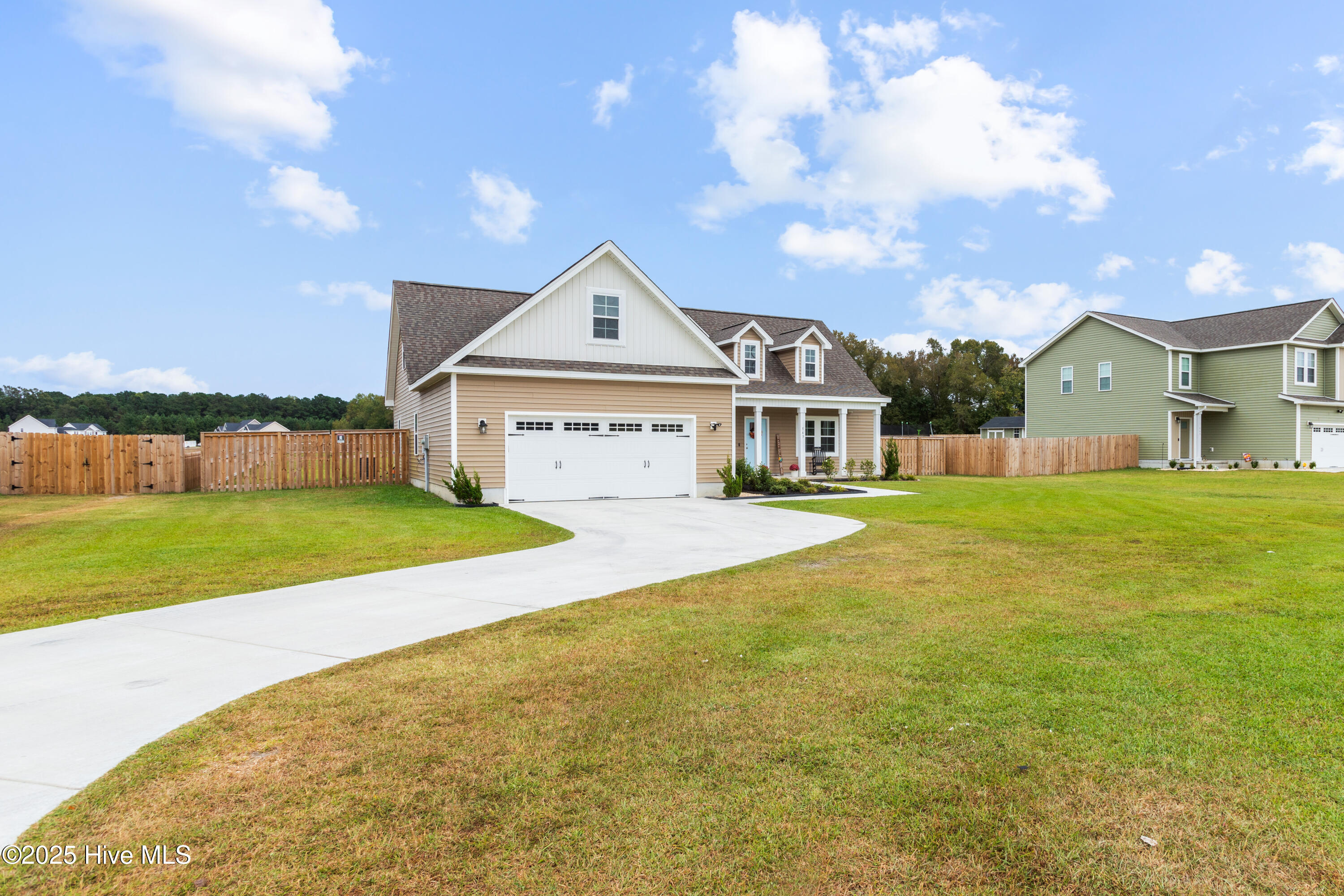 563 Stella Road Stella, NC 28582 - Photo 4 of 33 03