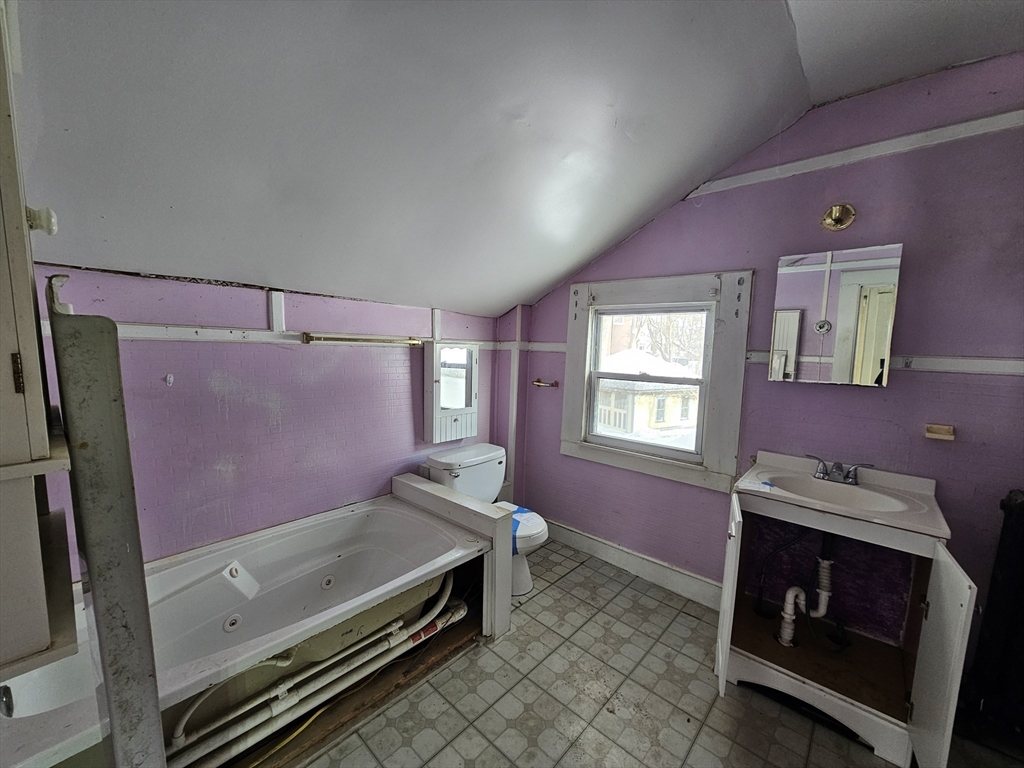 24 Spring Street North Adams, MA 01247 - Photo 9 of 27