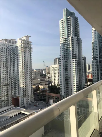 $450,000 | 50 Biscayne Boulevard, Unit 2505, Miami, FL 33132